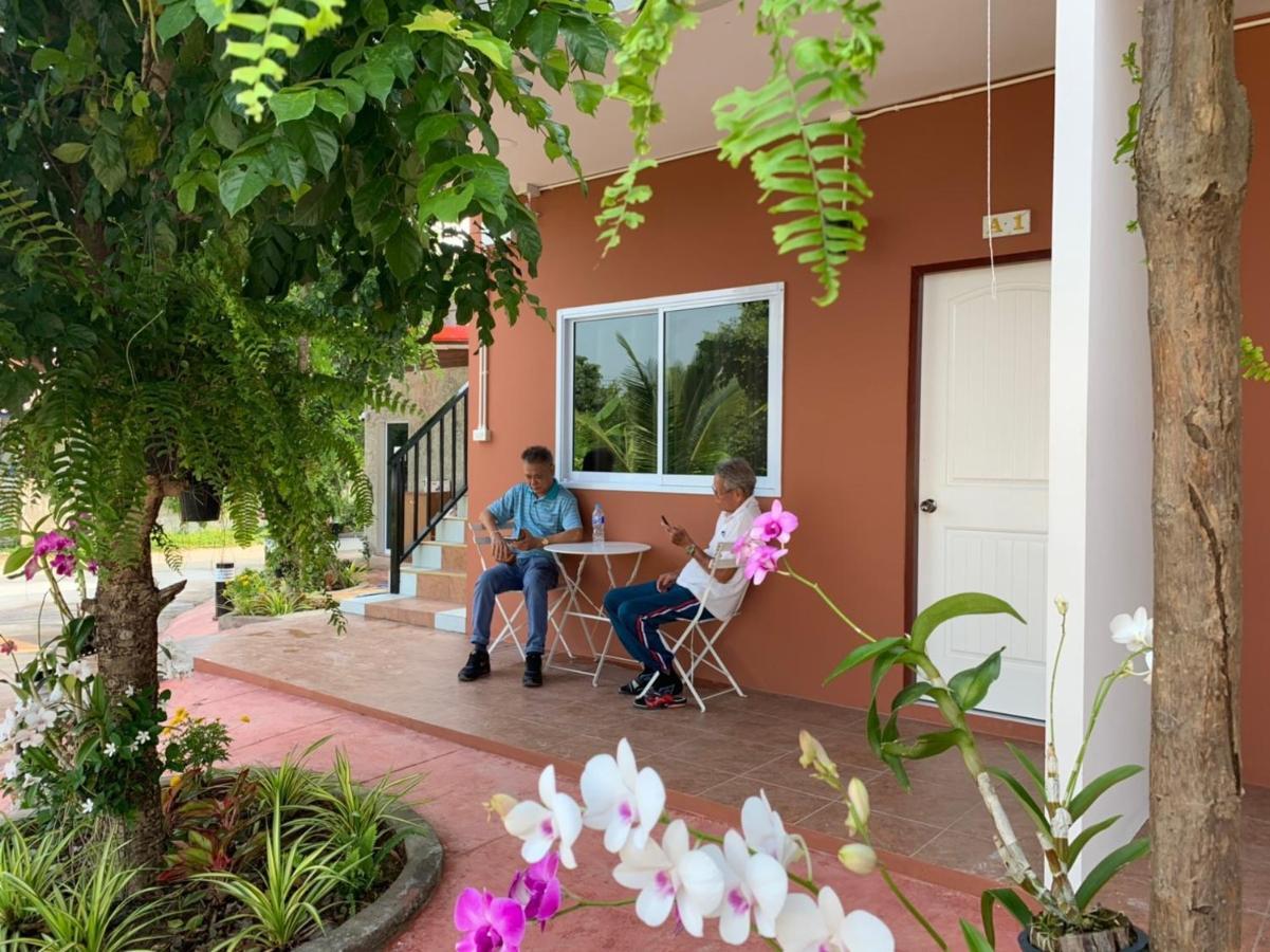 Pantip Boutique Hotel Lamphun Luaran gambar